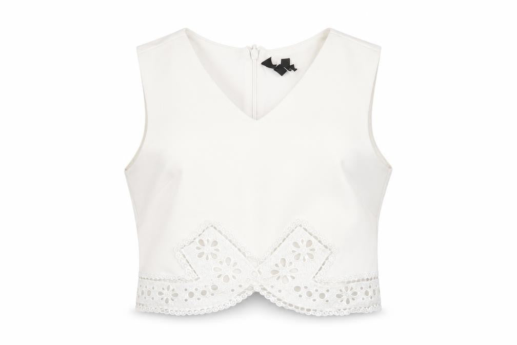 Front view of Topshop women’s white polyester cropped t-shirt, size UK 10, v-neck