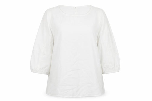Front view of M&Co women’s white polyester basic t-shirt, size UK 14, crew neck