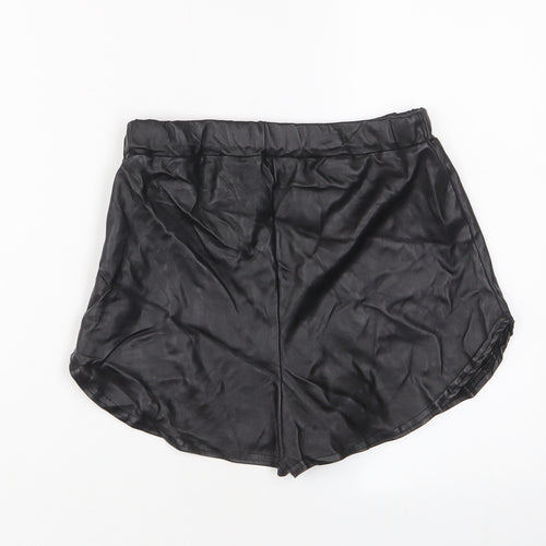 PRETTYLITTLETHING Womens Black Polyurethane Basic Shorts Size 8 Regular Pull On