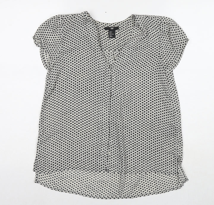 H&M Womens White Geometric Polyester Basic Button-Up Size 4 V-Neck