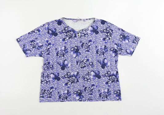 Front view of EWM women’s blue geometric cotton basic t-shirt, size UK 14, round neck -, size UK 14-16