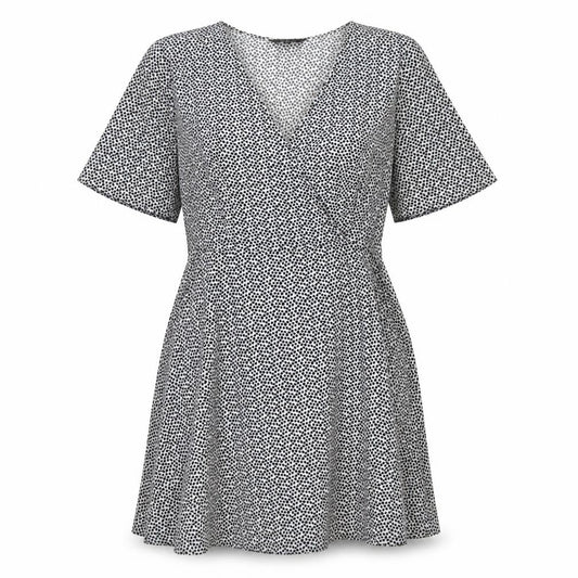 Front view of New Look women’s white polka dot polyester a-line, size UK 12, v-neck zip