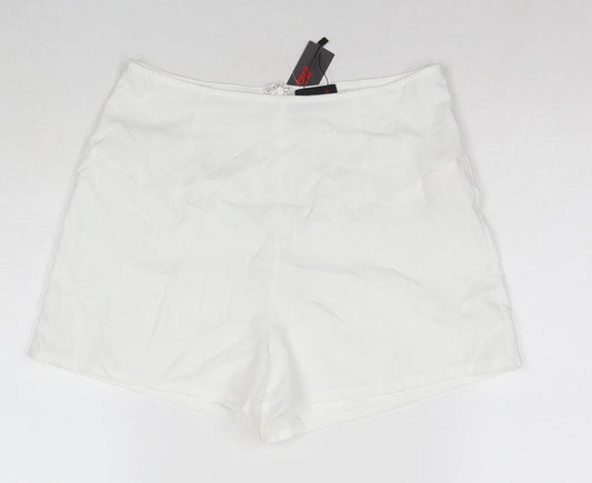 Misspap Womens White Polyester Hot Pants Shorts Size 10 L3 in Regular Zip