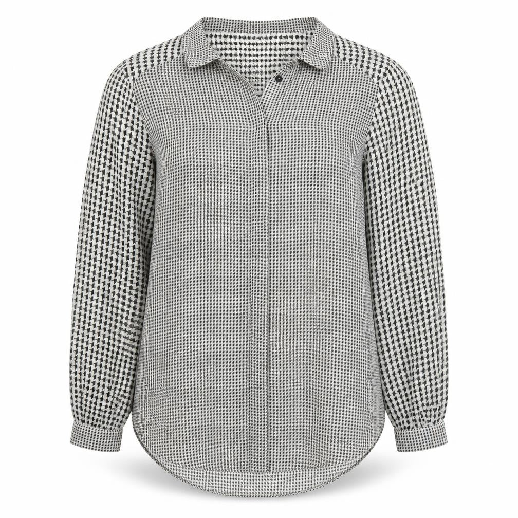 Front view of Dorothy Perkins women’s black herringbone polyester basic button-up, size UK 16, collared