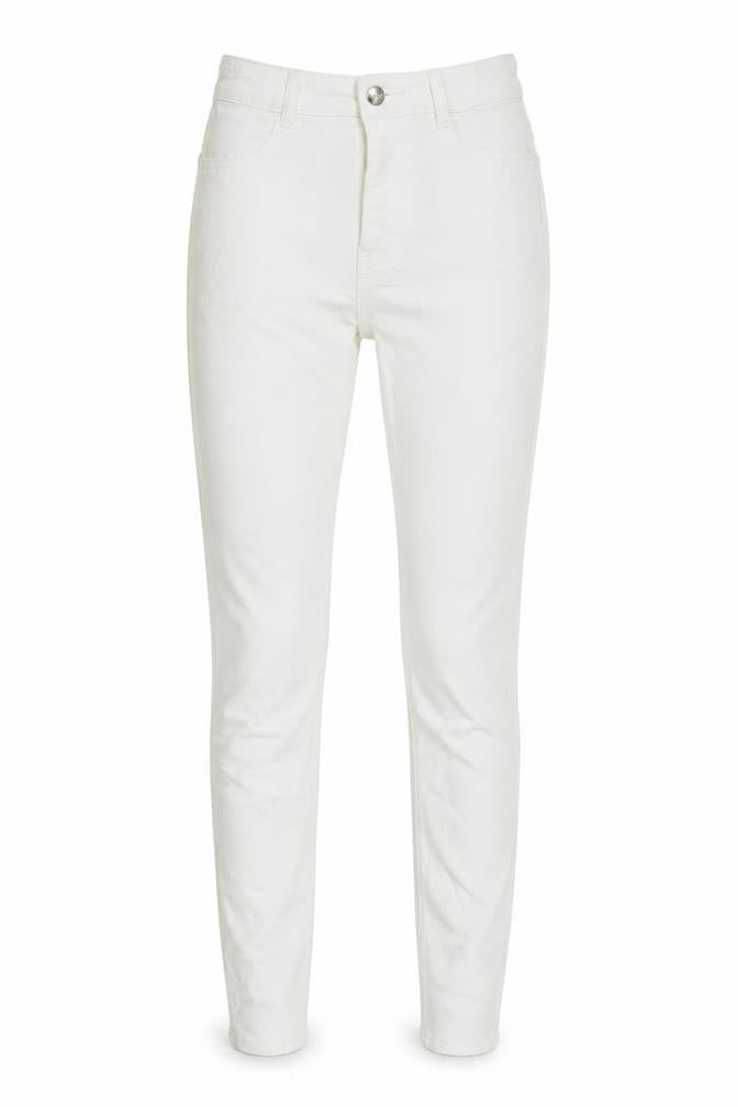 Front view of Pull&Bear women’s white cotton skinny jeans, size UK 6, 28-inch leg regular zip