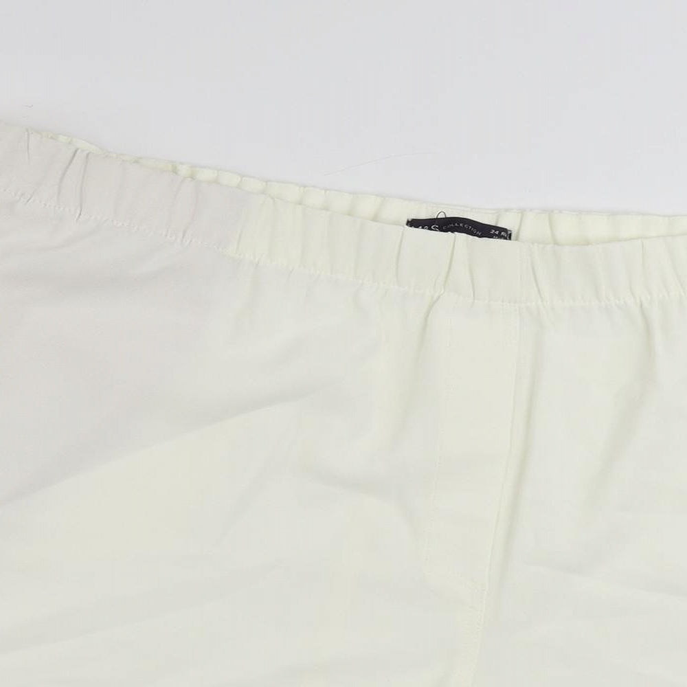 Marks and Spencer Womens Ivory Polyester Basic Shorts Size 24 L4 in Regular - Elastic Waist