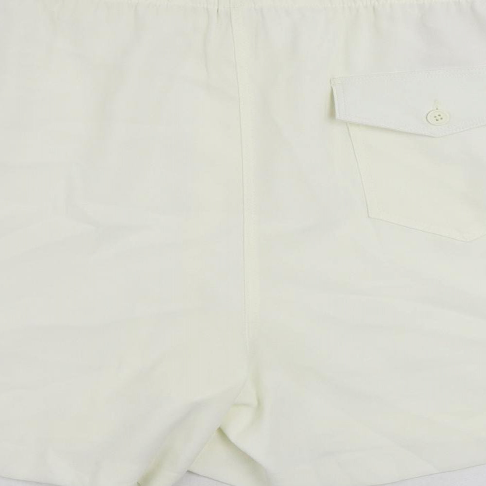 Marks and Spencer Womens Ivory Polyester Basic Shorts Size 24 L4 in Regular - Elastic Waist