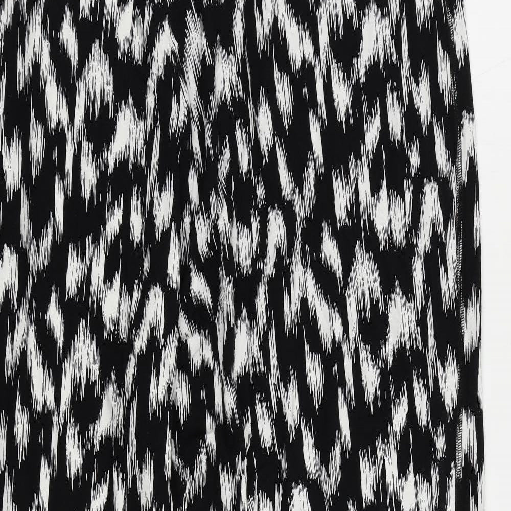 Marks and Spencer Womens Black Geometric Viscose Jogger Trousers Size 22 L26 in Regular - Elastic Waist
