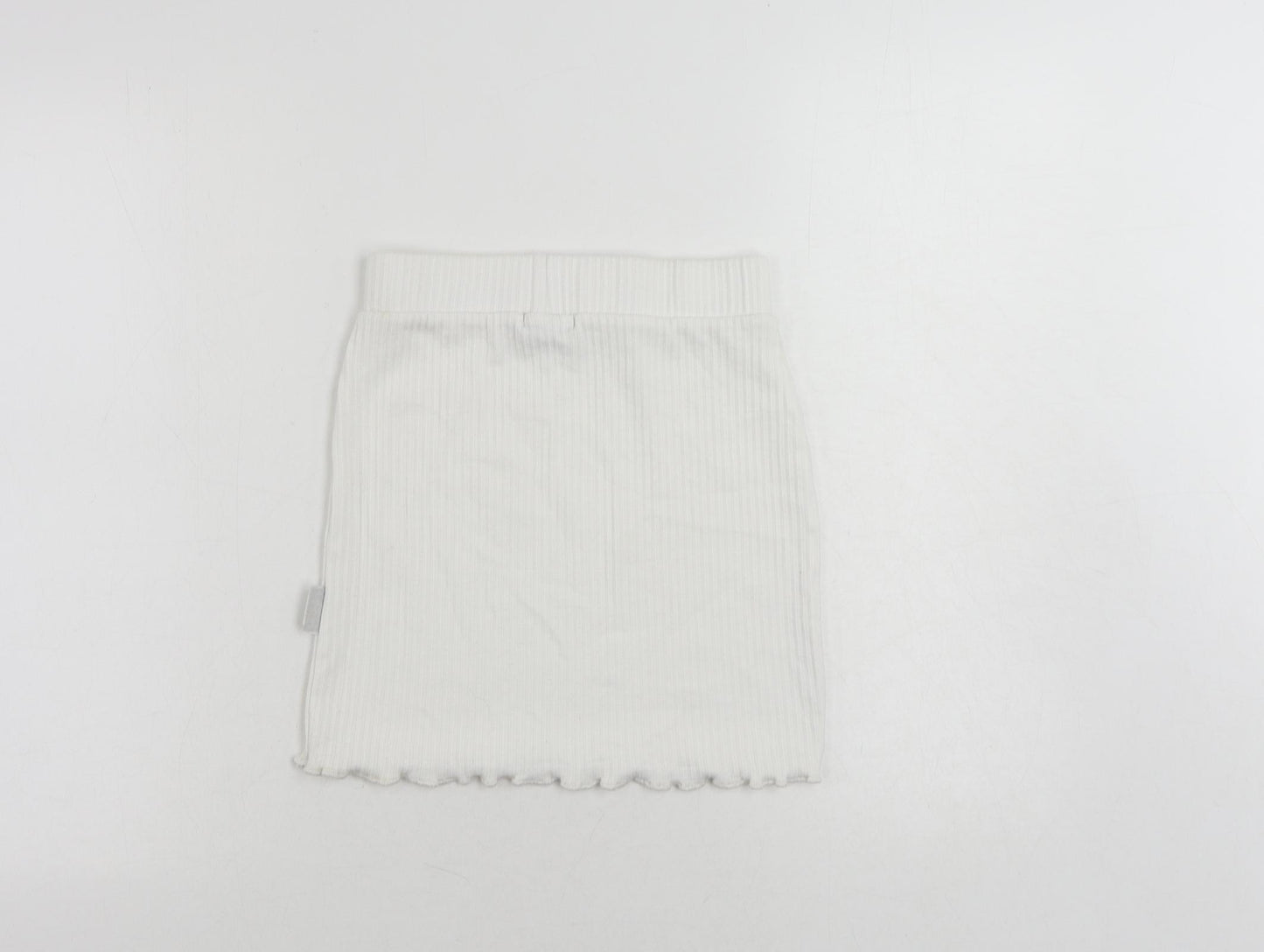 PRETTYLITTLETHING Womens White Polyester Mini Skirt Size 8 - Elastic Waist