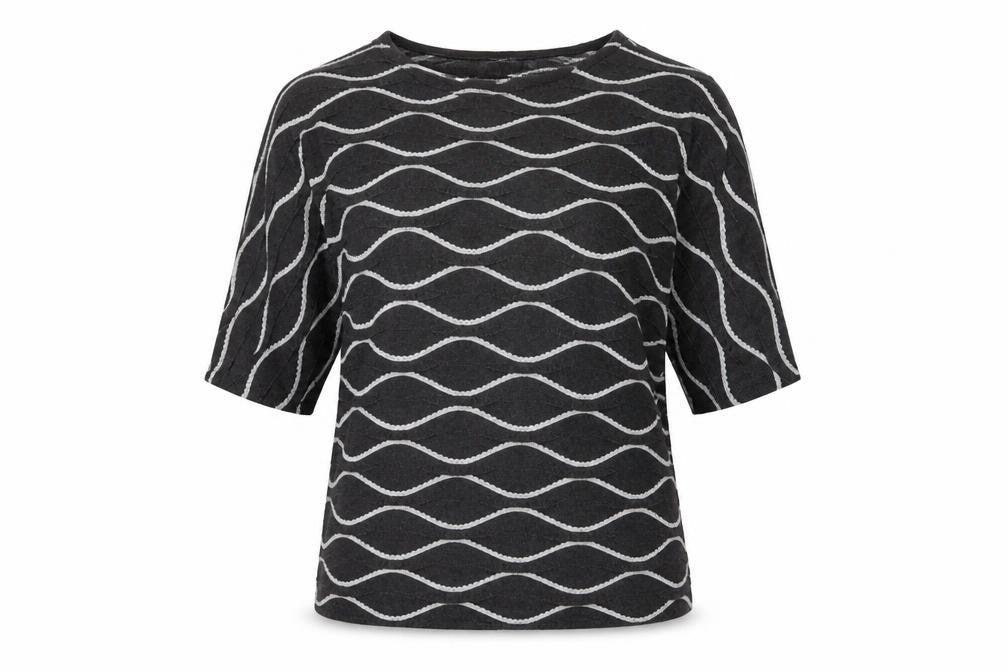 Front view of eci New York women’s grey geometric polyester basic t-shirt, size L, round neck