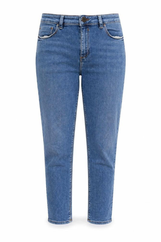 Front view of ASOS women’s blue cotton capri jeans, size UK 30, in, 29-inch leg regular zip