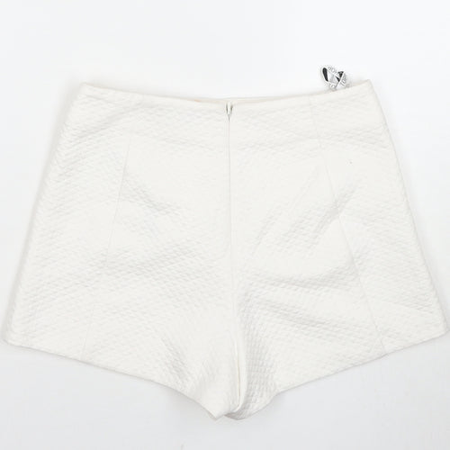 Topshop Womens White Polyester Hot Pants Shorts Size 6 L3 in Regular Zip