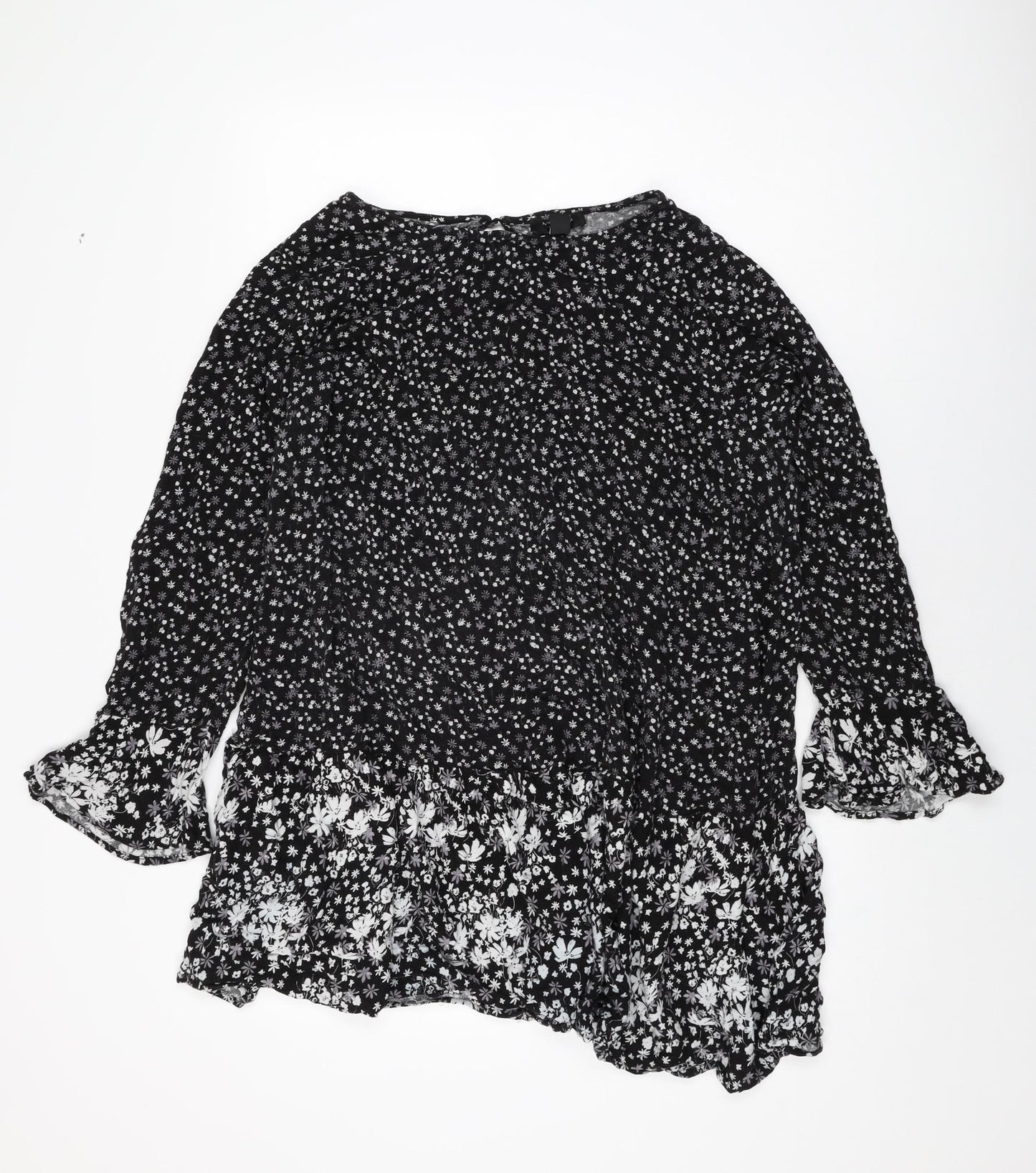 New Look Womens Black Floral Viscose Basic T-Shirt Size 26 Round Neck