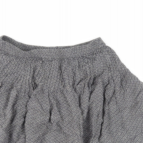 NEXT Girls Grey Geometric Viscose Skater Skirt Size 8 Years Regular - Elasticated Waist