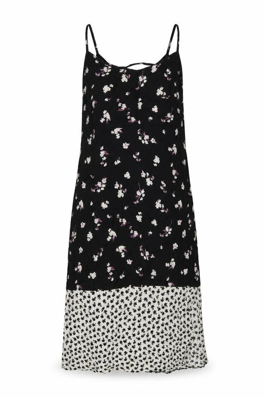 Front view of ASOS women’s multicoloured geometric viscose a-line, size UK 6, round neck pullover