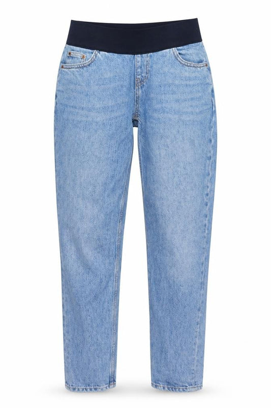 Front view of Topshop women’s blue cotton mom jeans, size UK 26, in, 31-inch leg regular