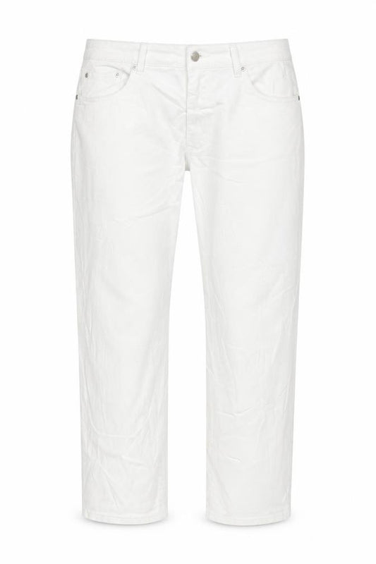 Front view of In the Style women’s white cotton blend straight jeans, size UK 24, 23-inch leg regular zip