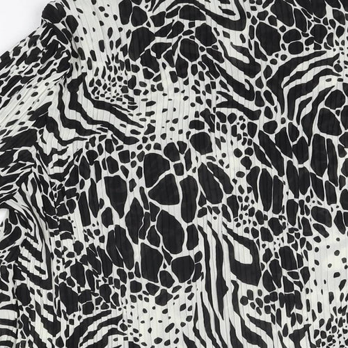 Marks and Spencer Womens Black Geometric Polyester Basic Button-Up Size 14 Collared