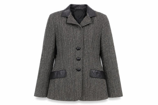 Front view of Isabel de Pedro women’s green jacket blazer, size UK 12, button
