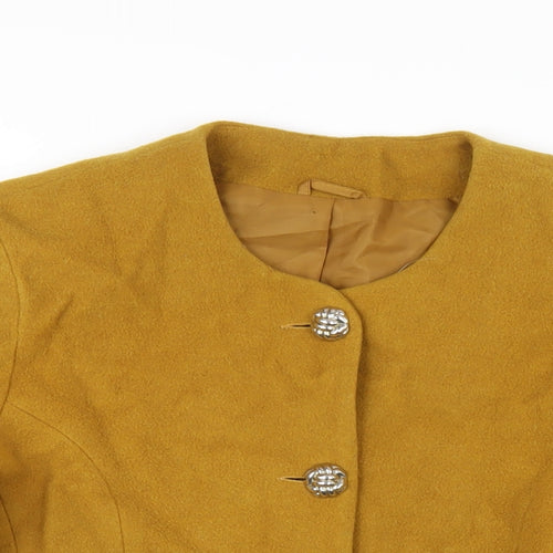 Features Womens Yellow Jacket Size 12 Button