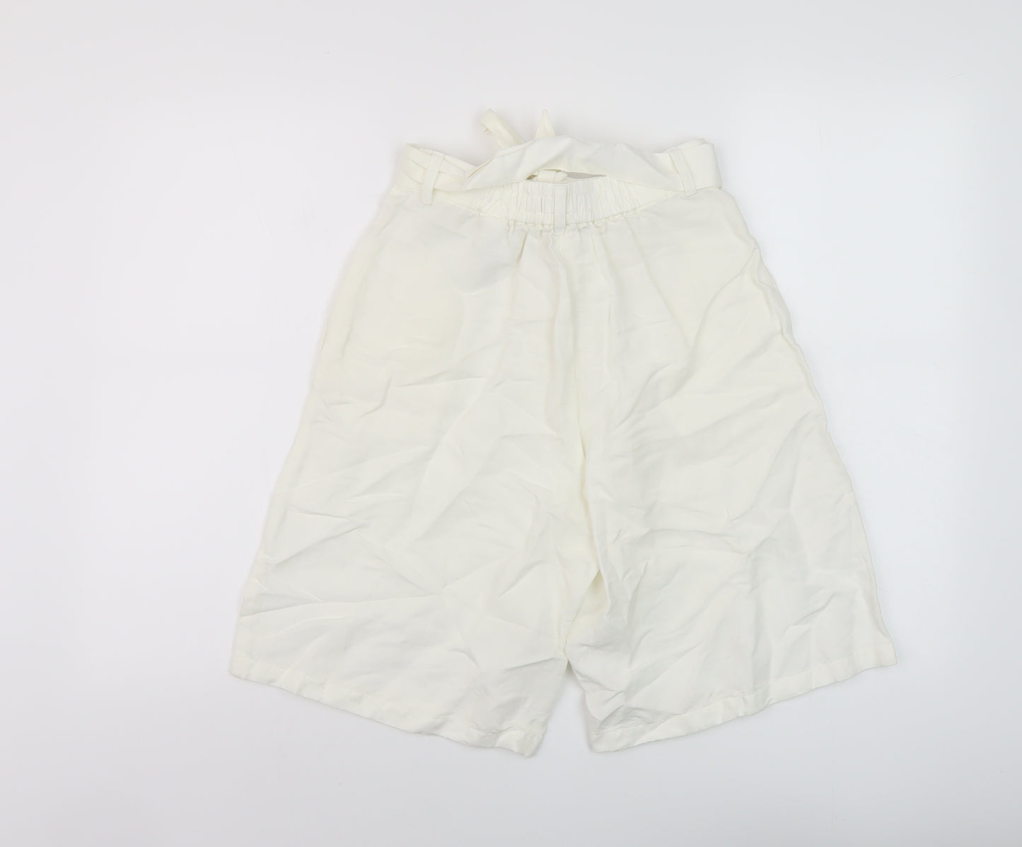 Marks and Spencer Womens Ivory Linen Paperbag Shorts Size 6 L10 in Regular Button