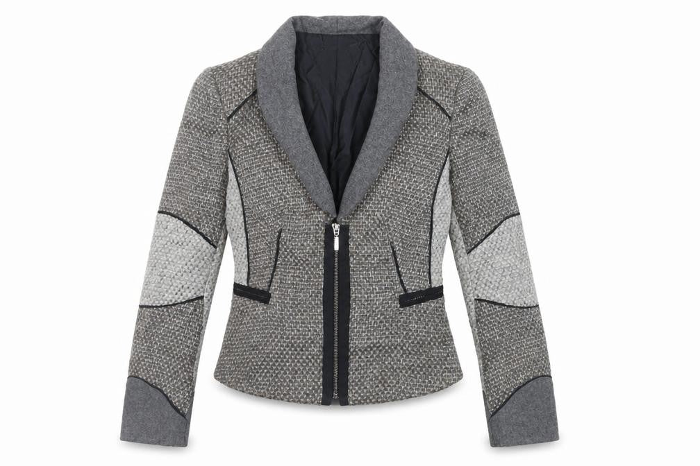 Front view of Zara women’s grey jacket blazer, size XS, zip