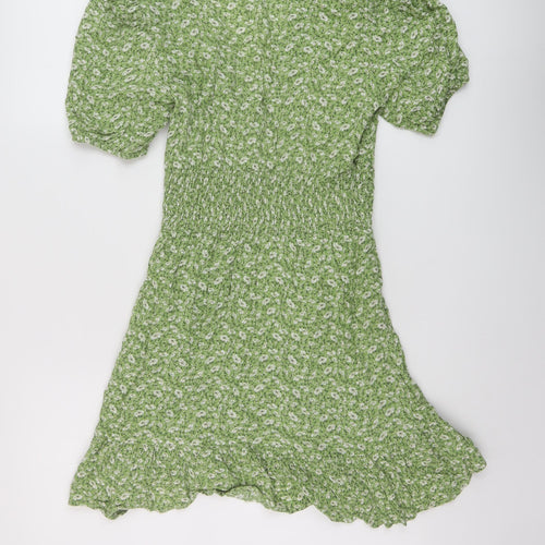 Stradivarius Womens Green Floral Polyester A-Line Size M V-Neck Pullover