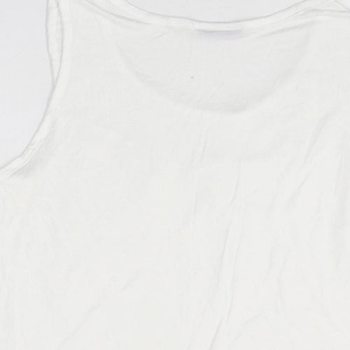 Avenue Womens White Geometric Viscose Basic T-Shirt Size 18 Round Neck