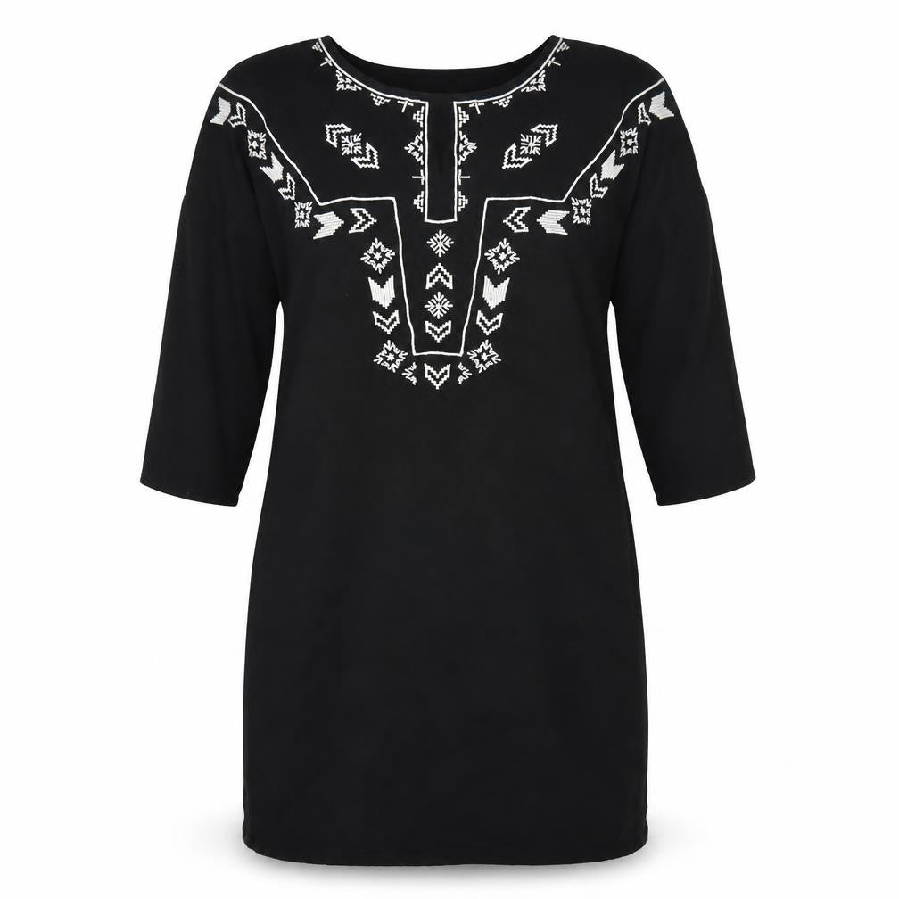 Front view of Vero Moda women’s black geometric polyester a-line, size S, scoop neck pullover