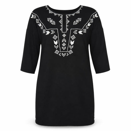 Front view of Vero Moda women’s black geometric polyester a-line, size S, scoop neck pullover