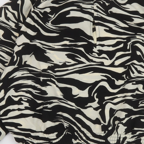 H&M Womens Black Animal Print Polyester Basic Blouse Size S Round Neck