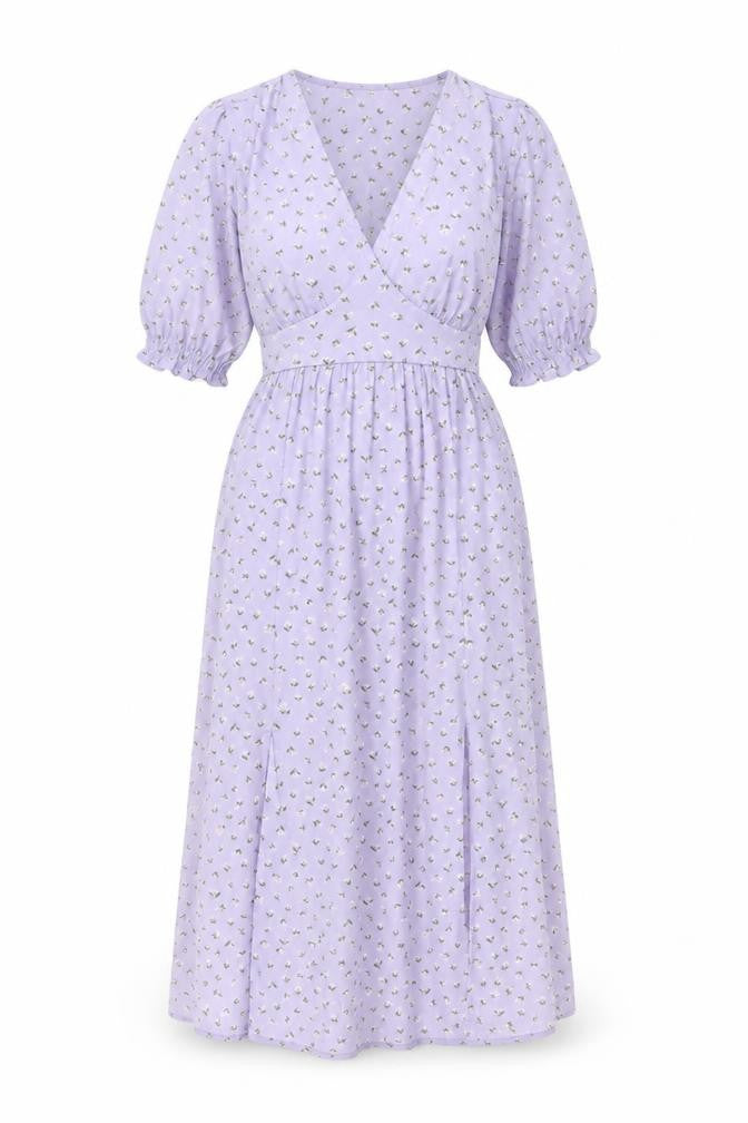 Front view of Monki women’s purple floral polyester a-line, size UK 6, v-neck pullover