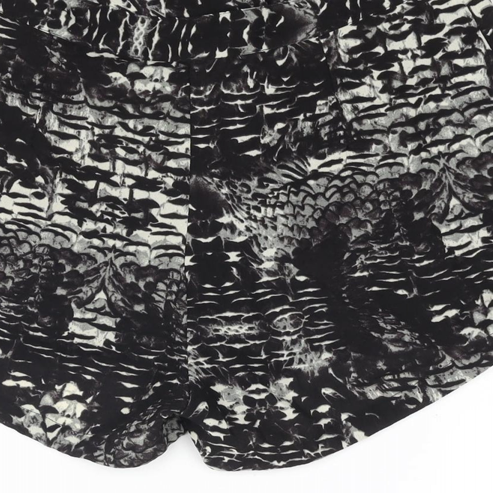 Topshop Womens Black Geometric Polyester Basic Shorts Size 10 L3 in Regular Zip