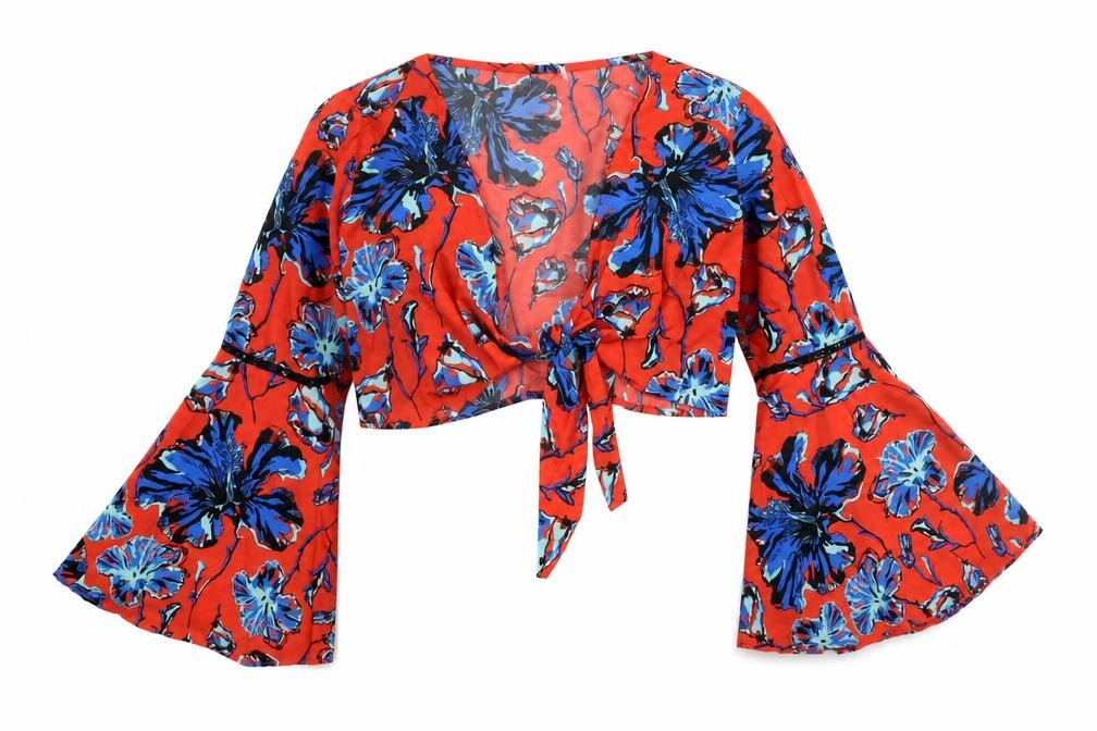 Boohoo Womens Red Floral Polyester Cropped Blouse Size 10 V-Neck - Bell Sleeve
