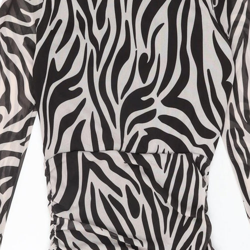 Select Womens White Geometric Polyester Bodycon Size 8 V-Neck Pullover