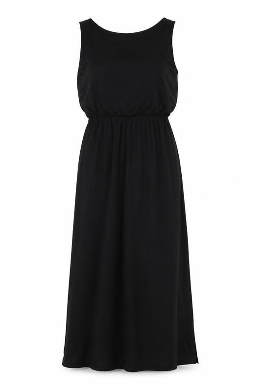 Front view of Boohoo women’s black viscose a-line, size UK 8, round neck pullover