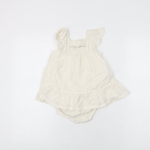 Sergent Major Girls Ivory Cotton Shorts Set Outfit/Set Size 12 Months Button