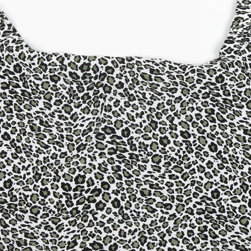New Look Womens Green Animal Print Viscose Basic T-Shirt Size 12 Square Neck