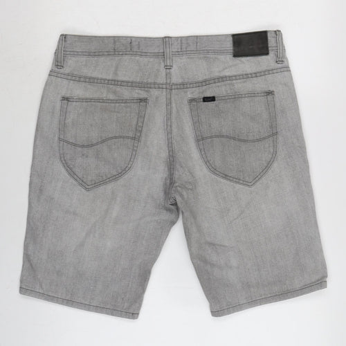 Lee Mens Green Cotton Bermuda Shorts Size 35 in L10 in Regular Button