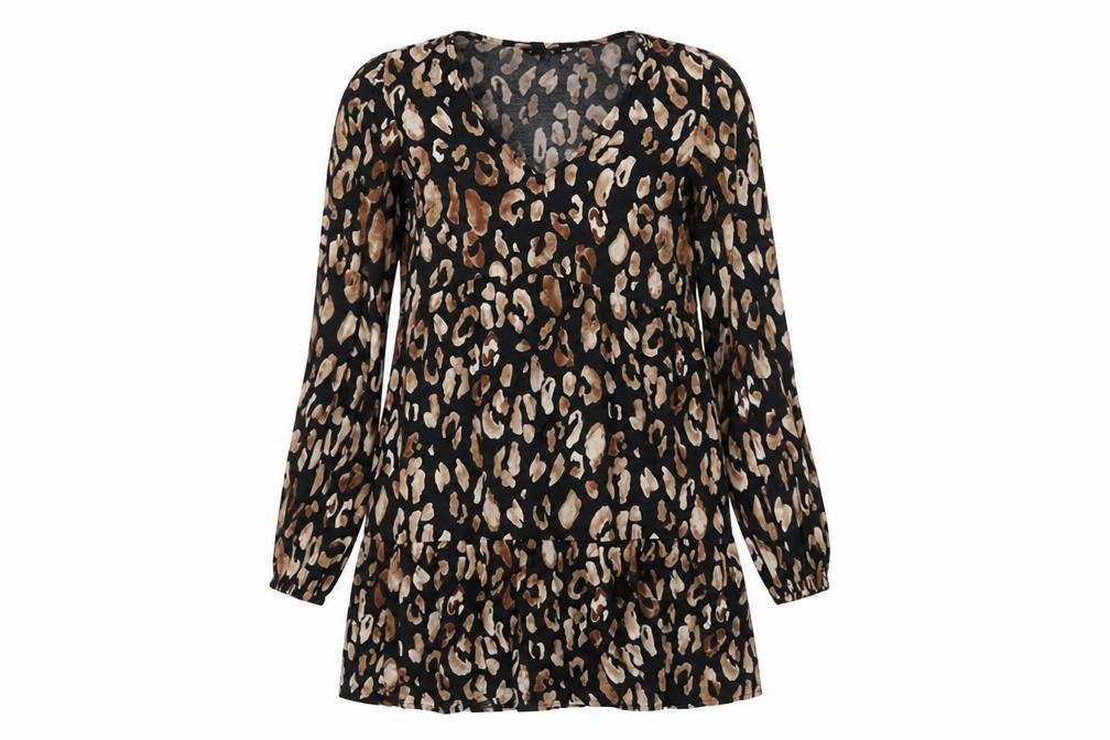 Front view of New Look women’s black geometric viscose a-line, size UK 10, v-neck pullover