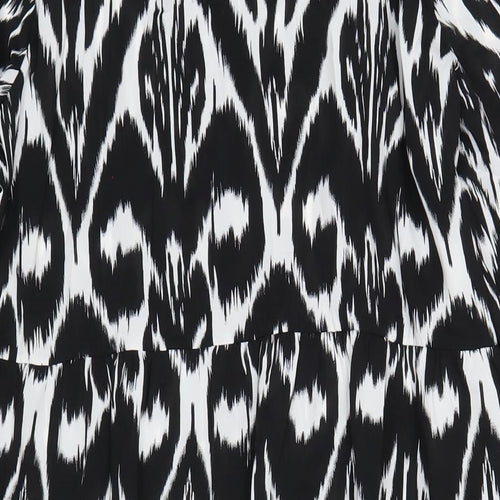 Izabel London Womens Black Geometric Polyester A-Line Size 16 V-Neck Pullover