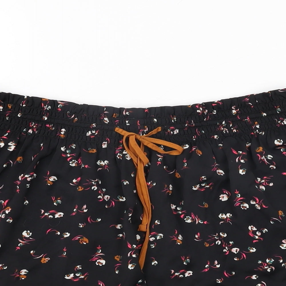 Marks and Spencer Womens Black Floral Polyester Basic Shorts Size 12 L3 in Regular Drawstring