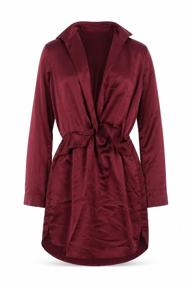 Front view of PRETTYLITTLETHING women’s red polyester a-line, size UK 6, collared pullover