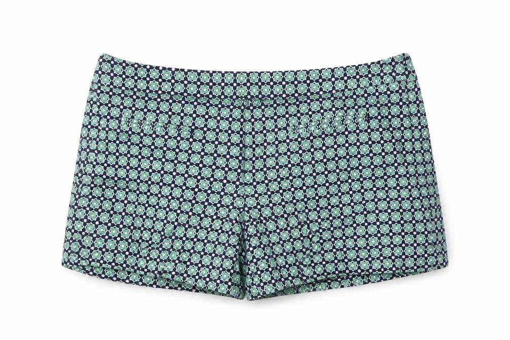 Front view of Gap women’s blue cotton basic shorts, size UK 8, 3-inch leg regular zip
