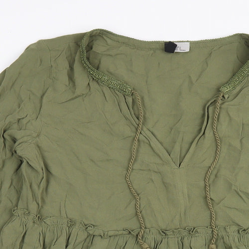 H&M Womens Green Viscose A-Line Size S V-Neck Pullover