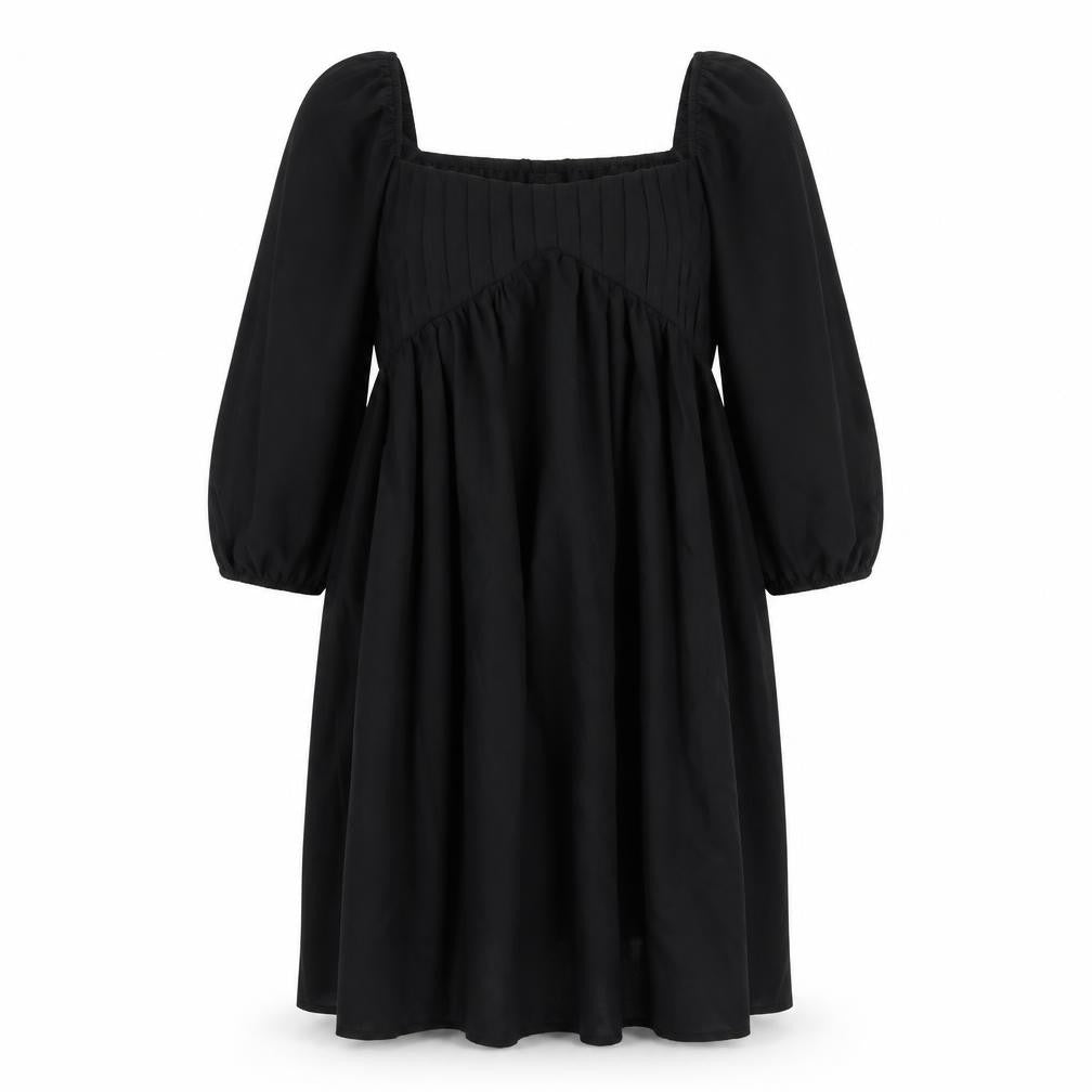 Front view of Boohoo women’s black polyester a-line, size UK 12, scoop neck zip