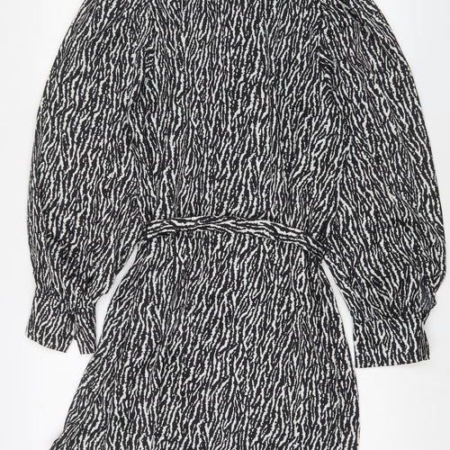 H&M Womens Black Animal Print Polyester A-Line Size M V-Neck Pullover - Belted