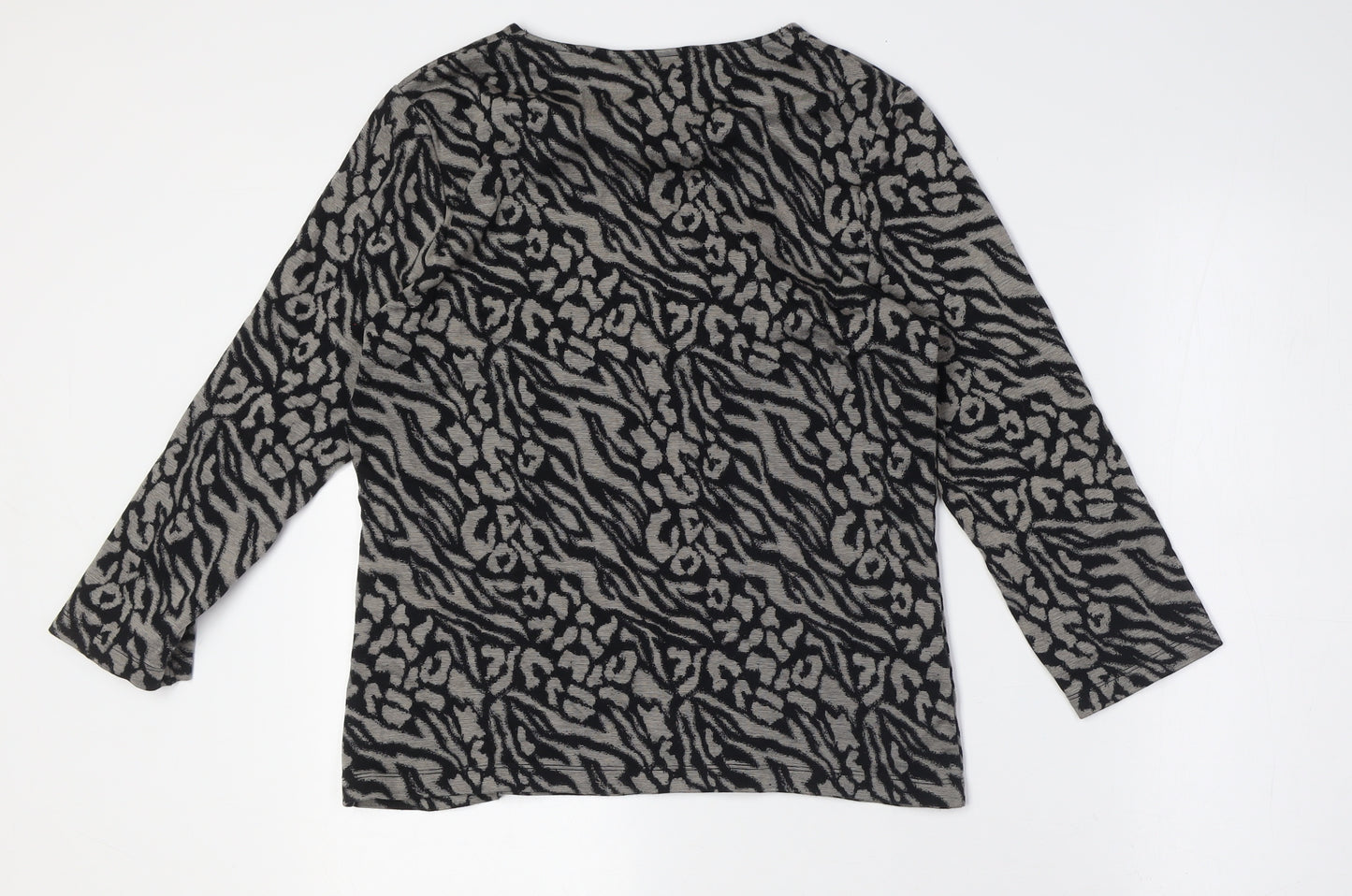 Country Casuals Womens Black Animal Print Viscose Basic Button-Up Size M Round Neck