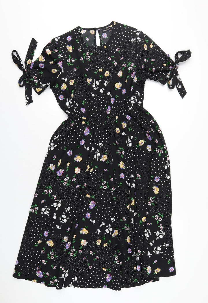 Boohoo Womens Black Floral Polyester A-Line Size 10 Round Neck Button