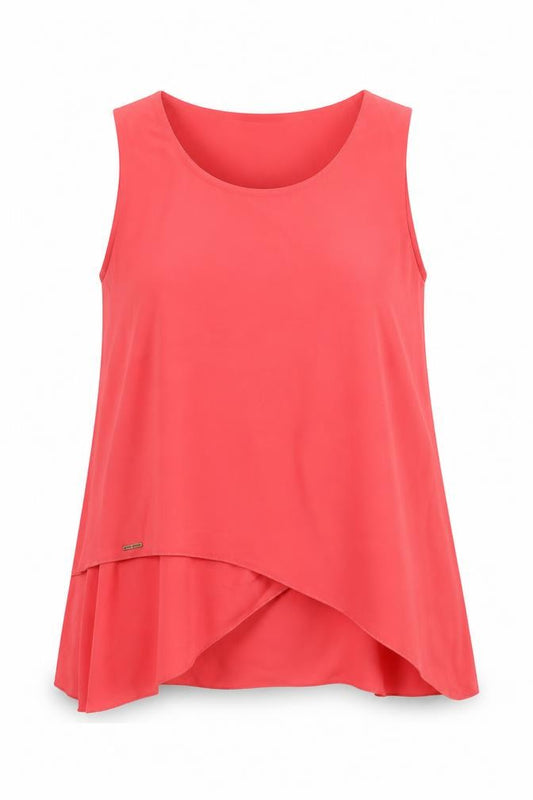 Front view of Chic Dress women’s pink polyester basic button-up, size M, scoop neck